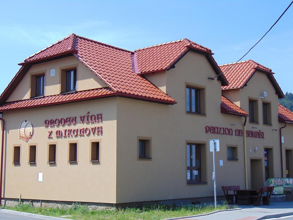 Penzion A Restaurace Na Salasi Hutisko Exterior foto
