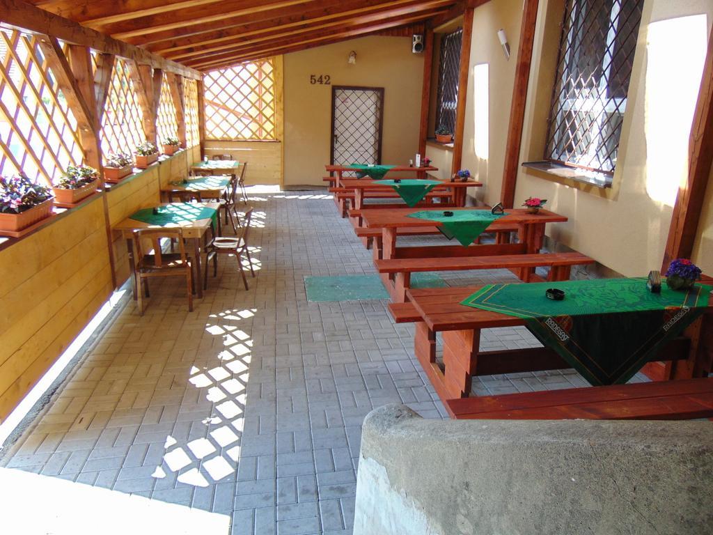 Penzion A Restaurace Na Salasi Hutisko Exterior foto